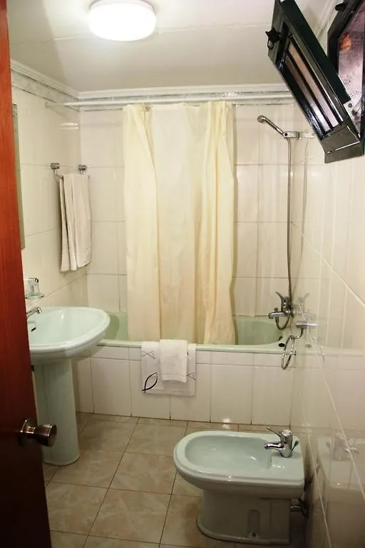 Santo Antonio Guest House Santa Cruz