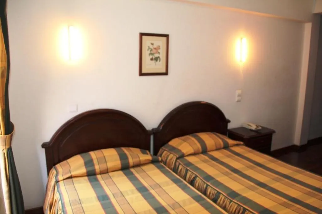 Santo Antonio Guest House Santa Cruz  Portugal