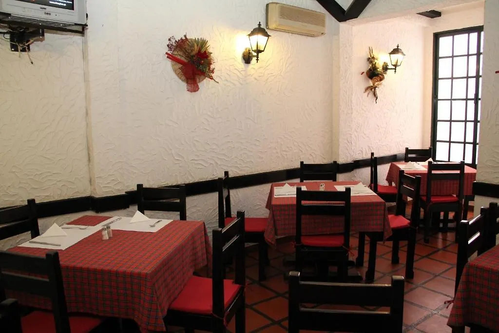 Santo Antonio Guest House Santa Cruz