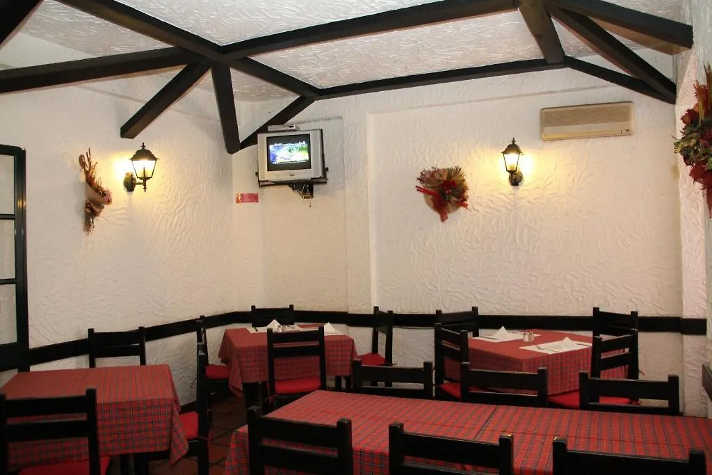 Santo Antonio Guest House Santa Cruz